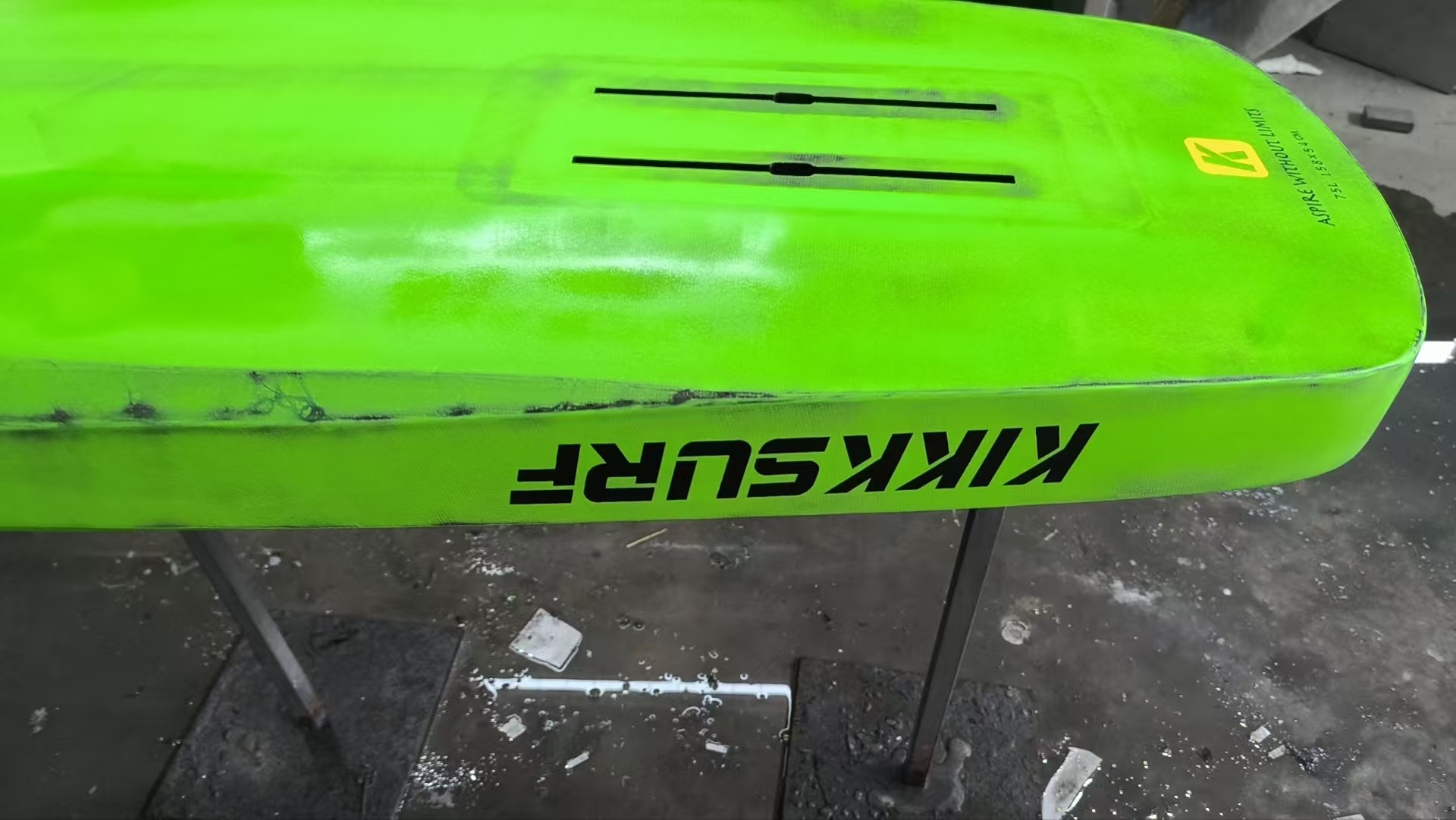 KR Series green detail