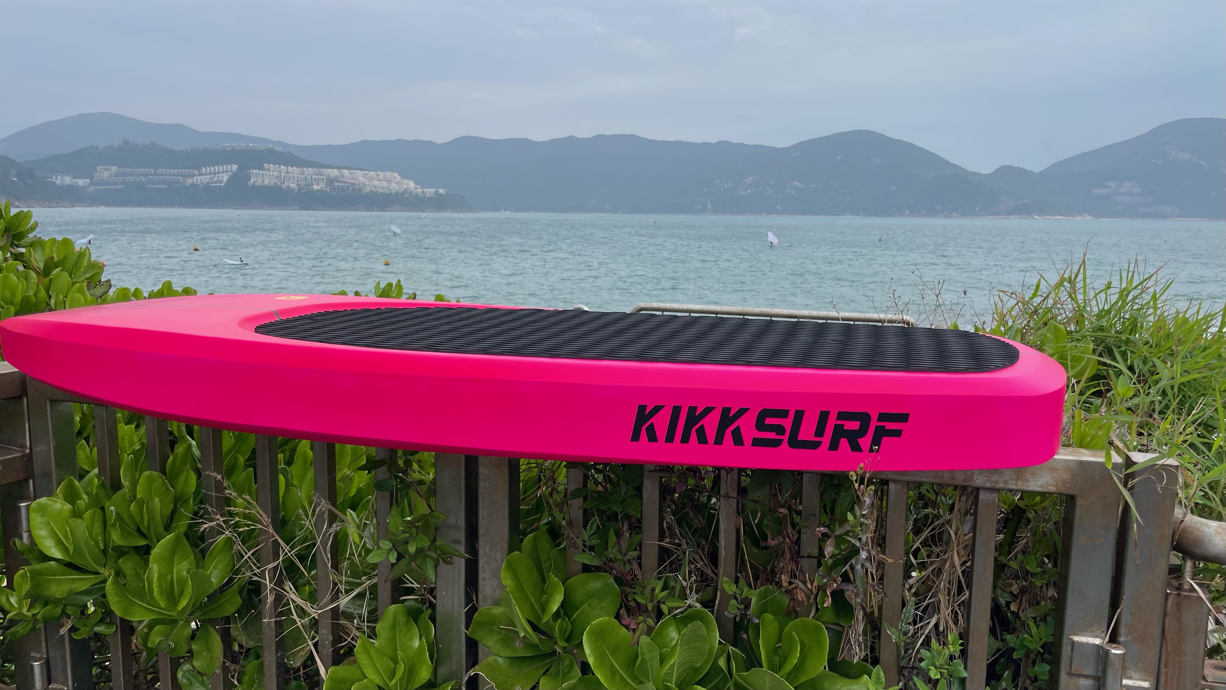 KR Series pink side view